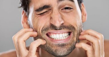 Are Tight Leggings Bad for You? Doctors Opinion How Long Does It Take for a Beard to Stop Itching?