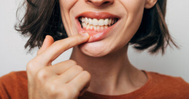 Which Dental Supplements Work Best for Sensitive Teeth? How to Tell If Your Gum Inflammation Needs Medical Attention